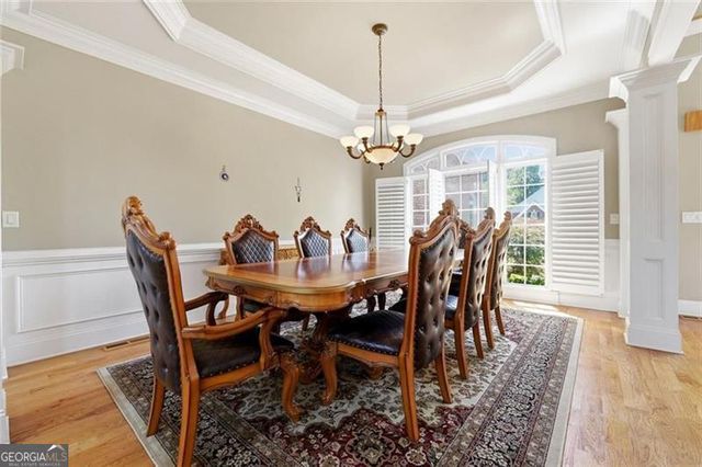 932 Grassmeade Way, Snellville, GA 30078