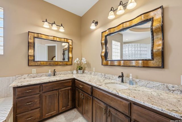315 Candelaria, Helotes, TX 78023