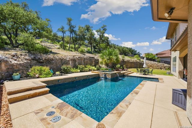 315 Candelaria, Helotes, TX 78023