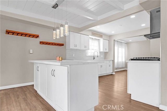 12100 Muriel Dr, Lynwood, CA 90262