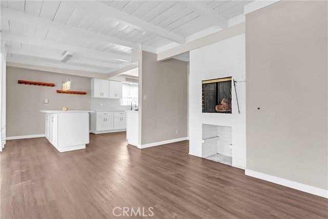 12100 Muriel Dr, Lynwood, CA 90262