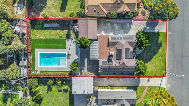 12100 Muriel Dr, Lynwood, CA 90262