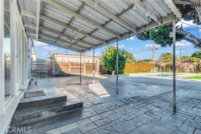 12100 Muriel Dr, Lynwood, CA 90262