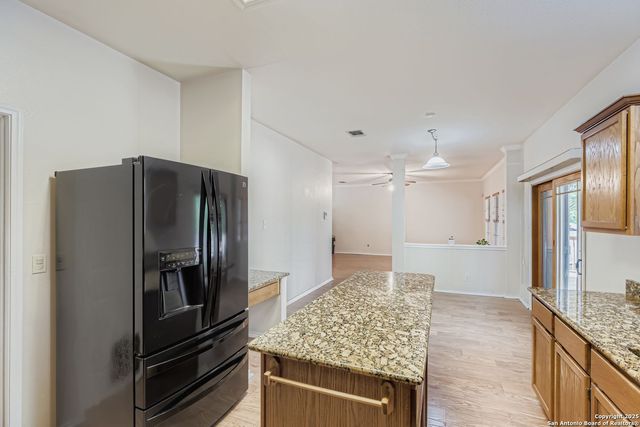 5803 Spring Pebble, San Antonio, TX 78247