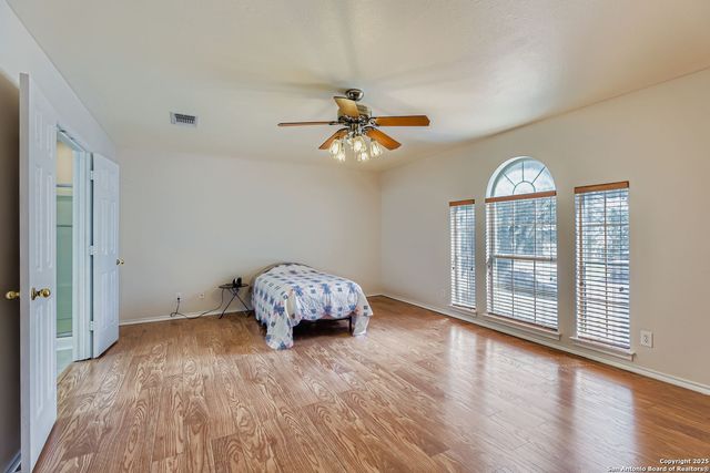 5803 Spring Pebble, San Antonio, TX 78247