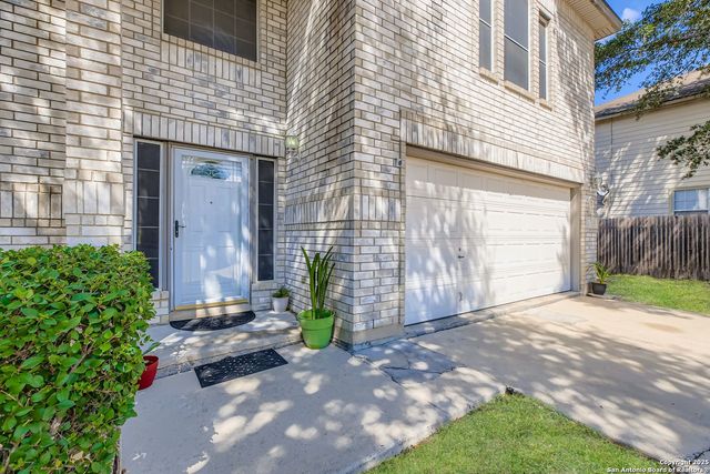 5803 Spring Pebble, San Antonio, TX 78247
