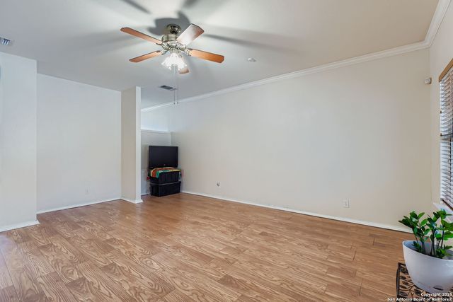 5803 Spring Pebble, San Antonio, TX 78247