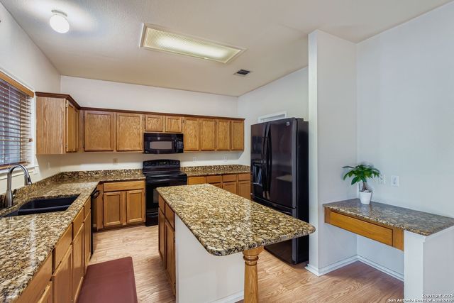 5803 Spring Pebble, San Antonio, TX 78247