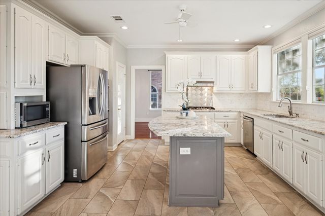 7545 Primrose Drive, Irving, TX 75063