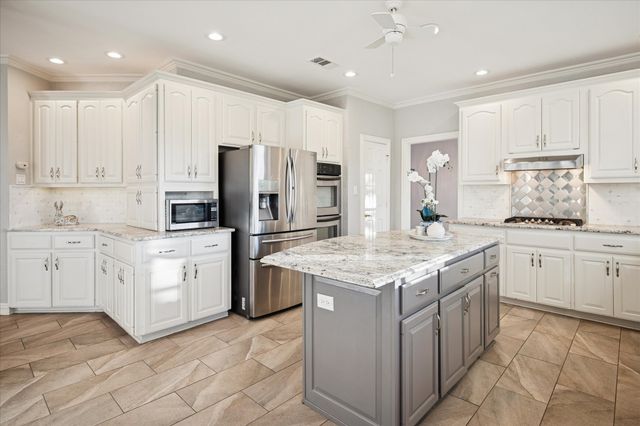 7545 Primrose Drive, Irving, TX 75063