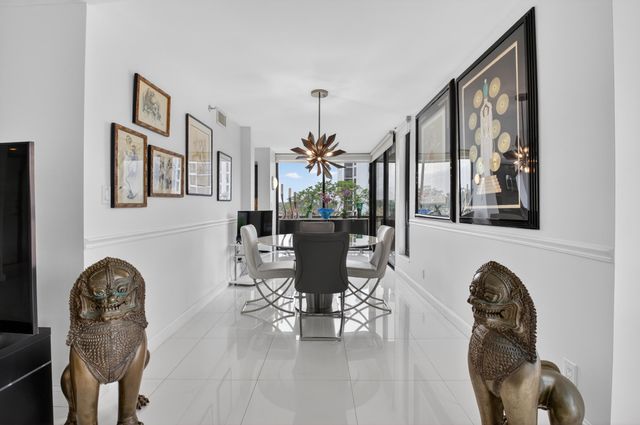 7738 Lakeside Boulevard 334, Boca Raton, FL 33434