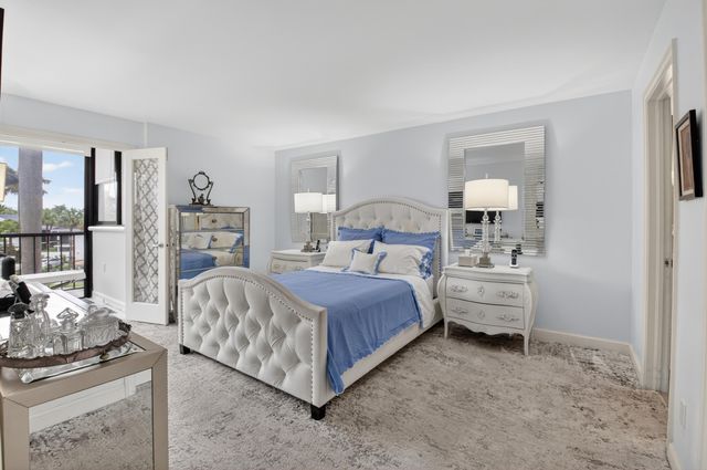 7738 Lakeside Boulevard 334, Boca Raton, FL 33434