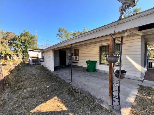 306 W Bell Avenue, Pharr, TX 78577