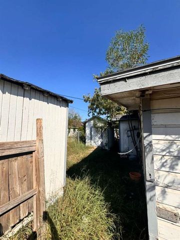 306 W Bell Avenue, Pharr, TX 78577