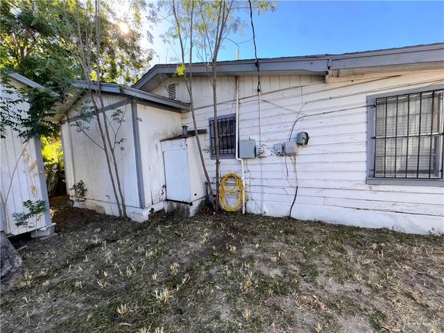 306 W Bell Avenue, Pharr, TX 78577