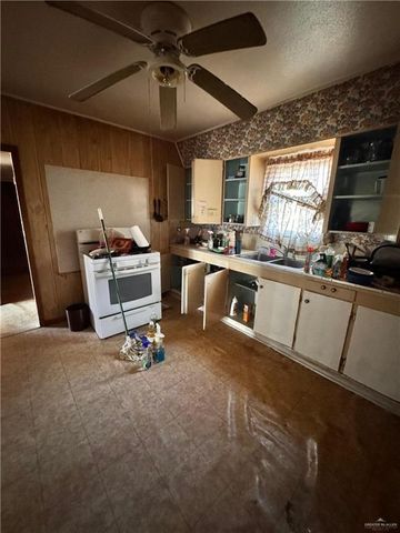 306 W Bell Avenue, Pharr, TX 78577