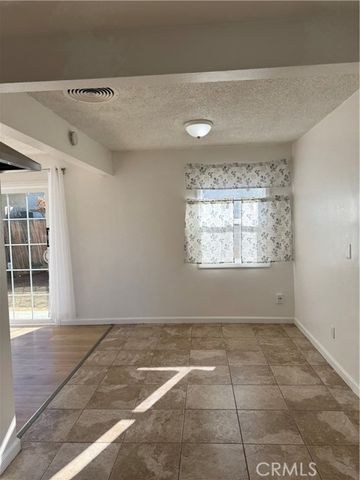 144 E Avenue Q, Palmdale, CA 93550