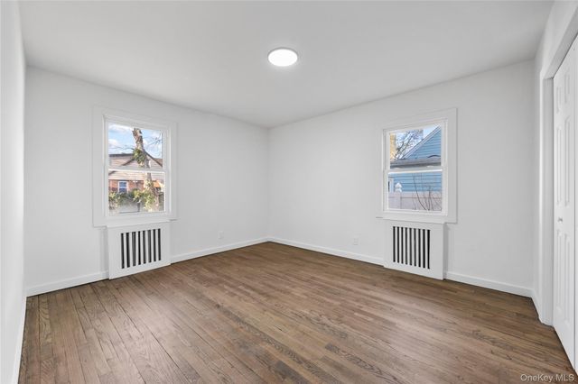 119 E Pennywood Avenue, Roosevelt, NY 11575