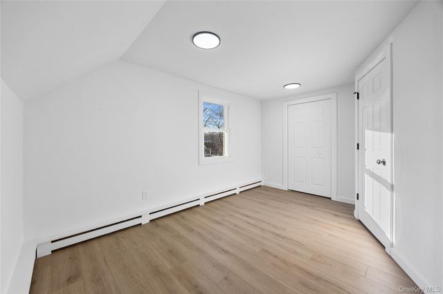 119 E Pennywood Avenue, Roosevelt, NY 11575