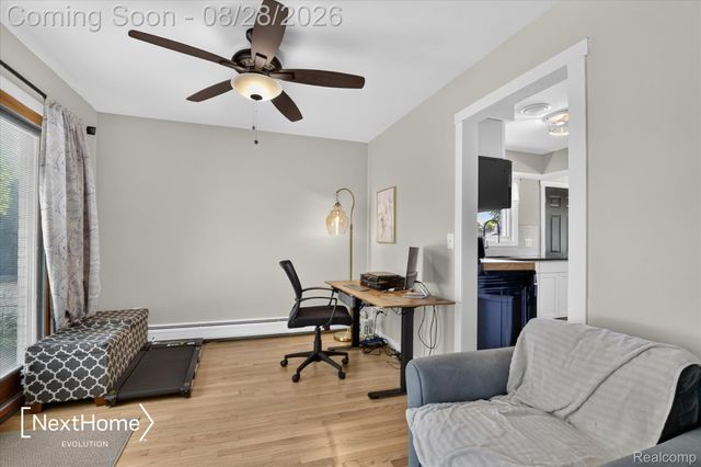 21722 Canterbury Avenue, Grosse Ile Township, MI 48138