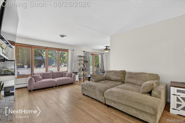 21722 Canterbury Avenue, Grosse Ile Township, MI 48138