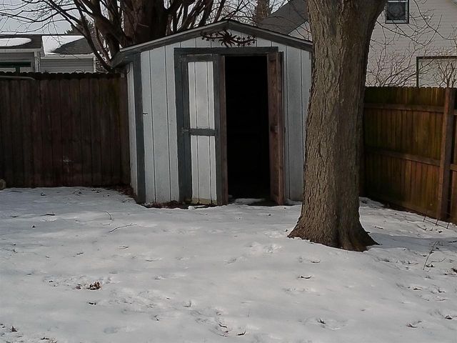 502 Arthur Drive, Clinton, WI 53525