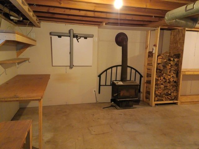 502 Arthur Drive, Clinton, WI 53525