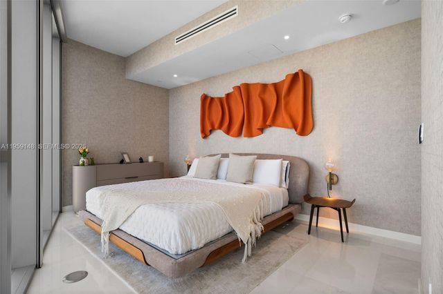 300 Biscayne Blvd Way 4602, Miami, FL 33131