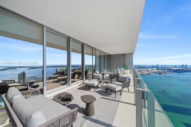 300 Biscayne Blvd Way 4602, Miami, FL 33131