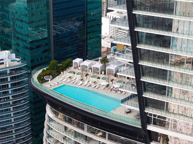 300 Biscayne Blvd Way 4602, Miami, FL 33131