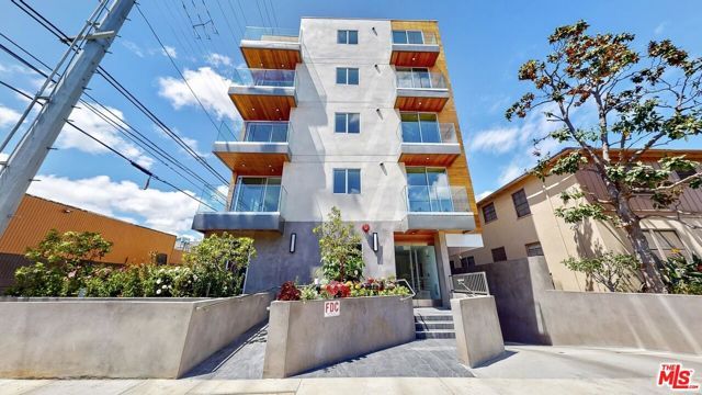 1143 Glenville Drive 302, Los Angeles, CA 90035