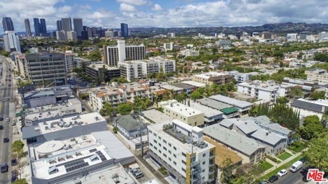 1143 Glenville Drive 302, Los Angeles, CA 90035