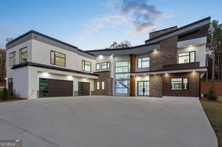 1678 Thomas Drive, Hoschton, GA 30548