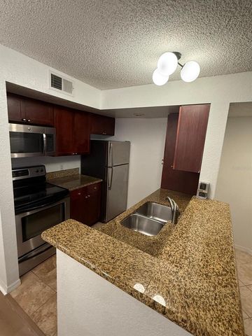 5120 CONROY ROAD 523, Orlando, FL 32811