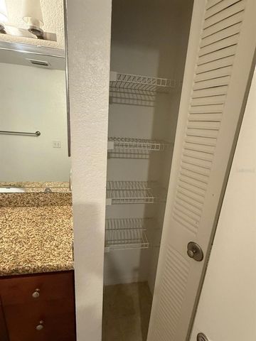 5120 CONROY ROAD 523, Orlando, FL 32811