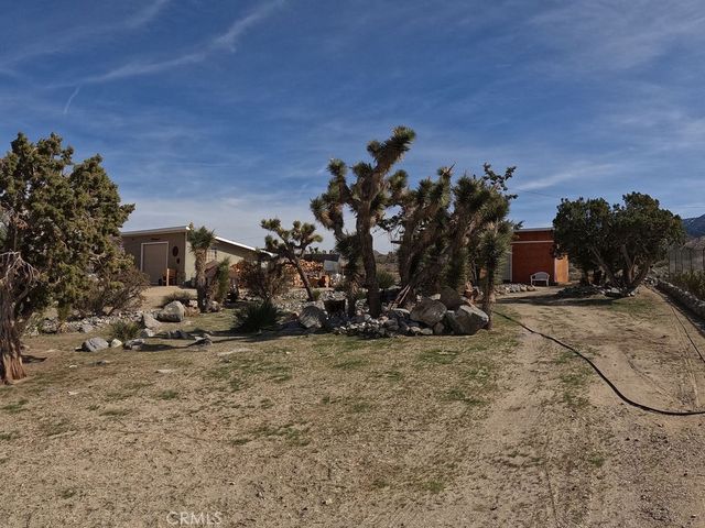 30000 Buchannon Ranch Road, Llano, CA 93544