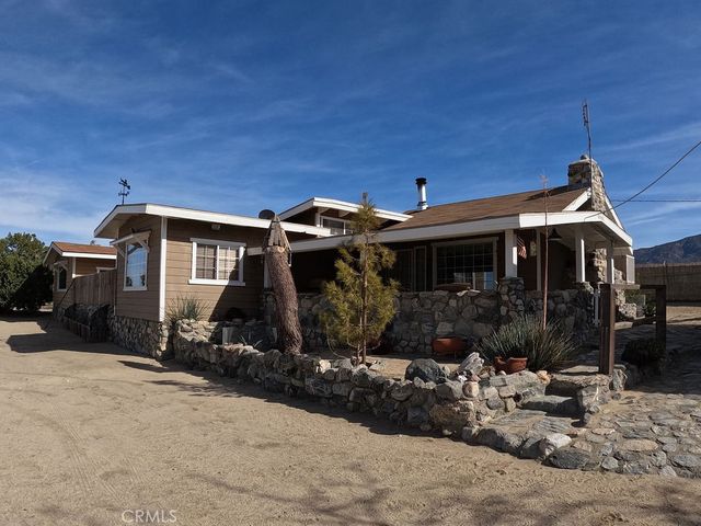 30000 Buchannon Ranch Road, Llano, CA 93544