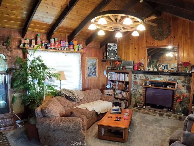 30000 Buchannon Ranch Road, Llano, CA 93544