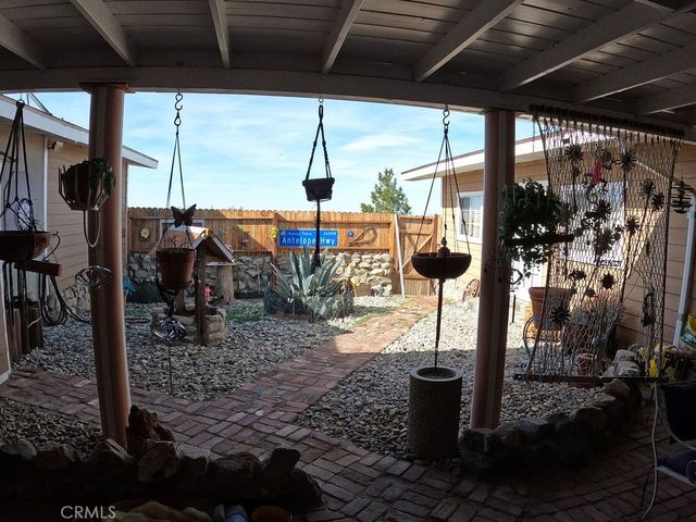 30000 Buchannon Ranch Road, Llano, CA 93544