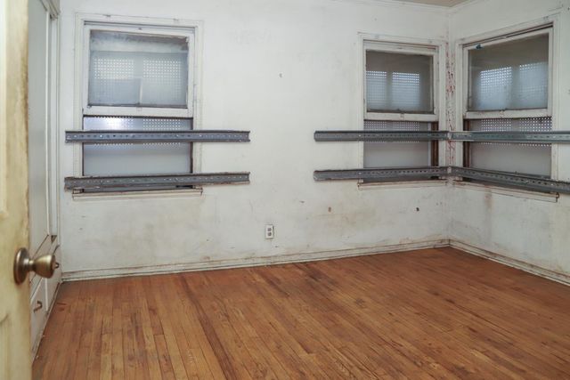 108 N 9th Street, Fresno, CA 93702