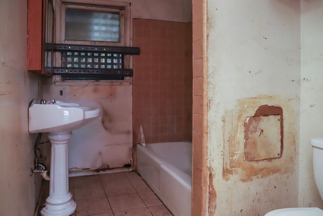 108 N 9th Street, Fresno, CA 93702