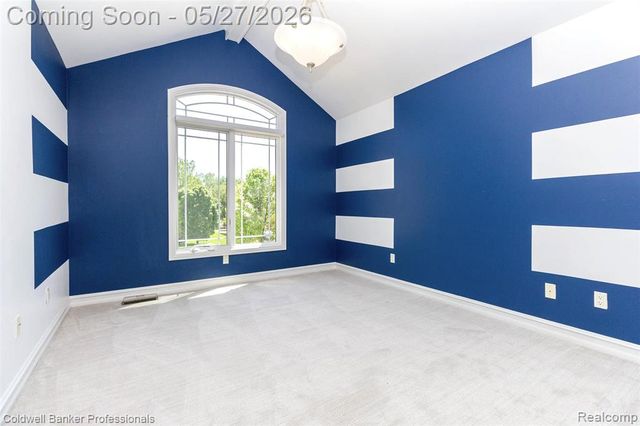 57177 Covington Drive, Washington, MI 48094