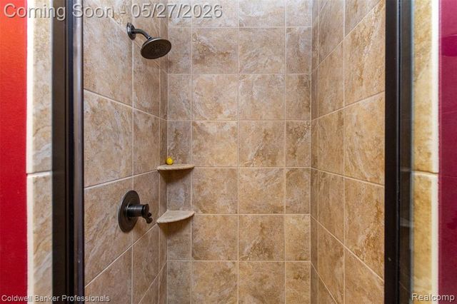 57177 Covington Drive, Washington, MI 48094