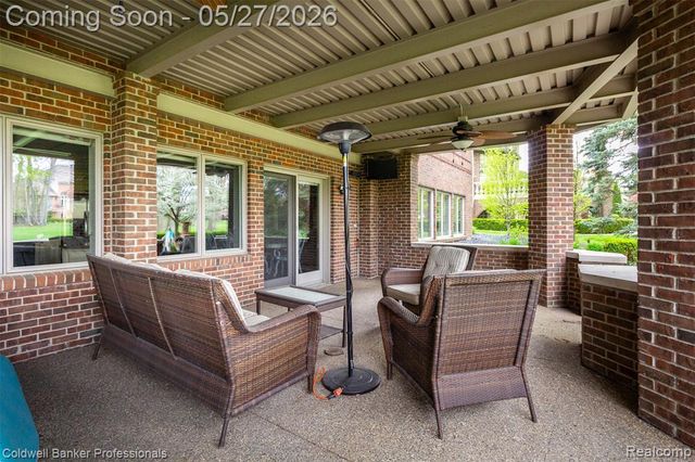 57177 Covington Drive, Washington, MI 48094