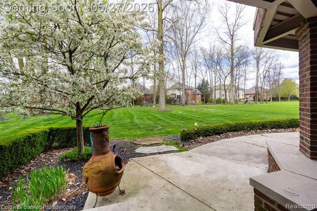 57177 Covington Drive, Washington, MI 48094