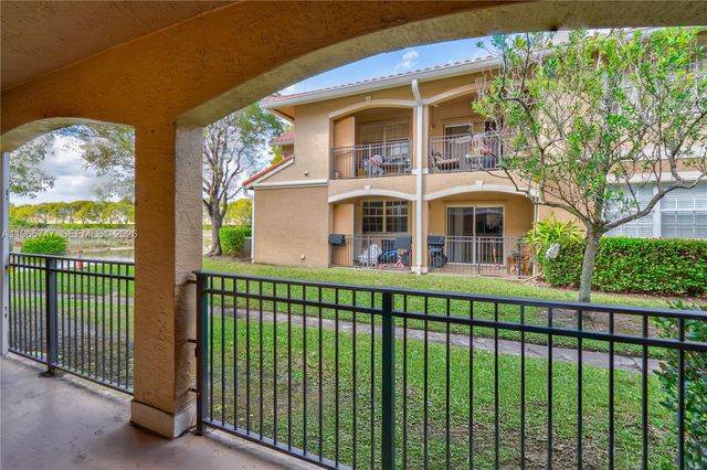 230 SW 117th Ter 11108, Pembroke Pines, FL 33025