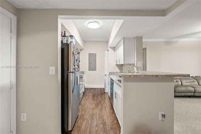 230 SW 117th Ter 11108, Pembroke Pines, FL 33025