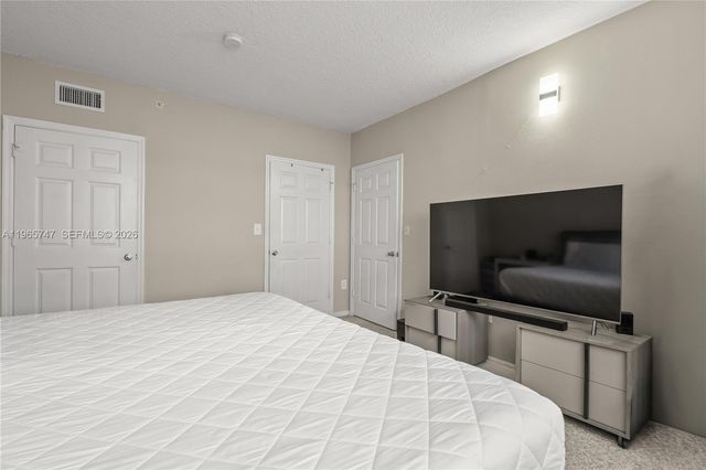 230 SW 117th Ter 11108, Pembroke Pines, FL 33025