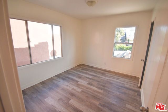 2010 S Harcourt Avenue, Los Angeles, CA 90016