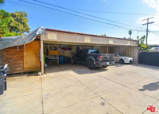 2010 S Harcourt Avenue, Los Angeles, CA 90016